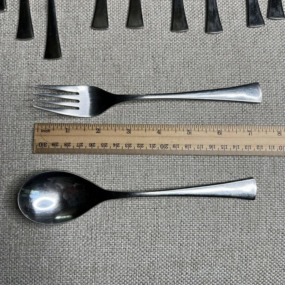 Stanley Roberts SRB284 Stainless Flatware Japan 44 PCS